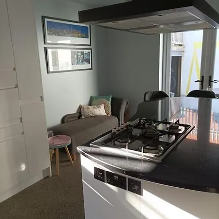 Belfast Base Will Be A Pleasure! Apartment Exterior photo